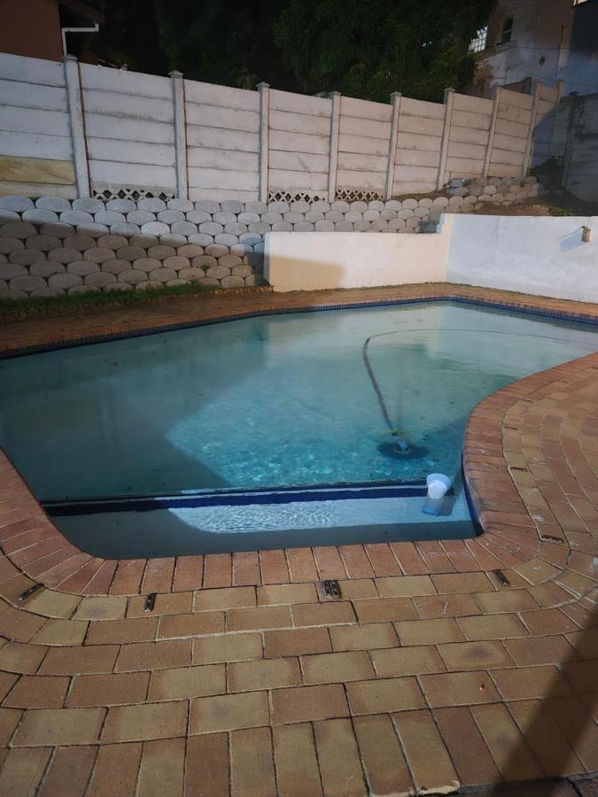 Charming Cottage for Getaways - B&B Empangeni
