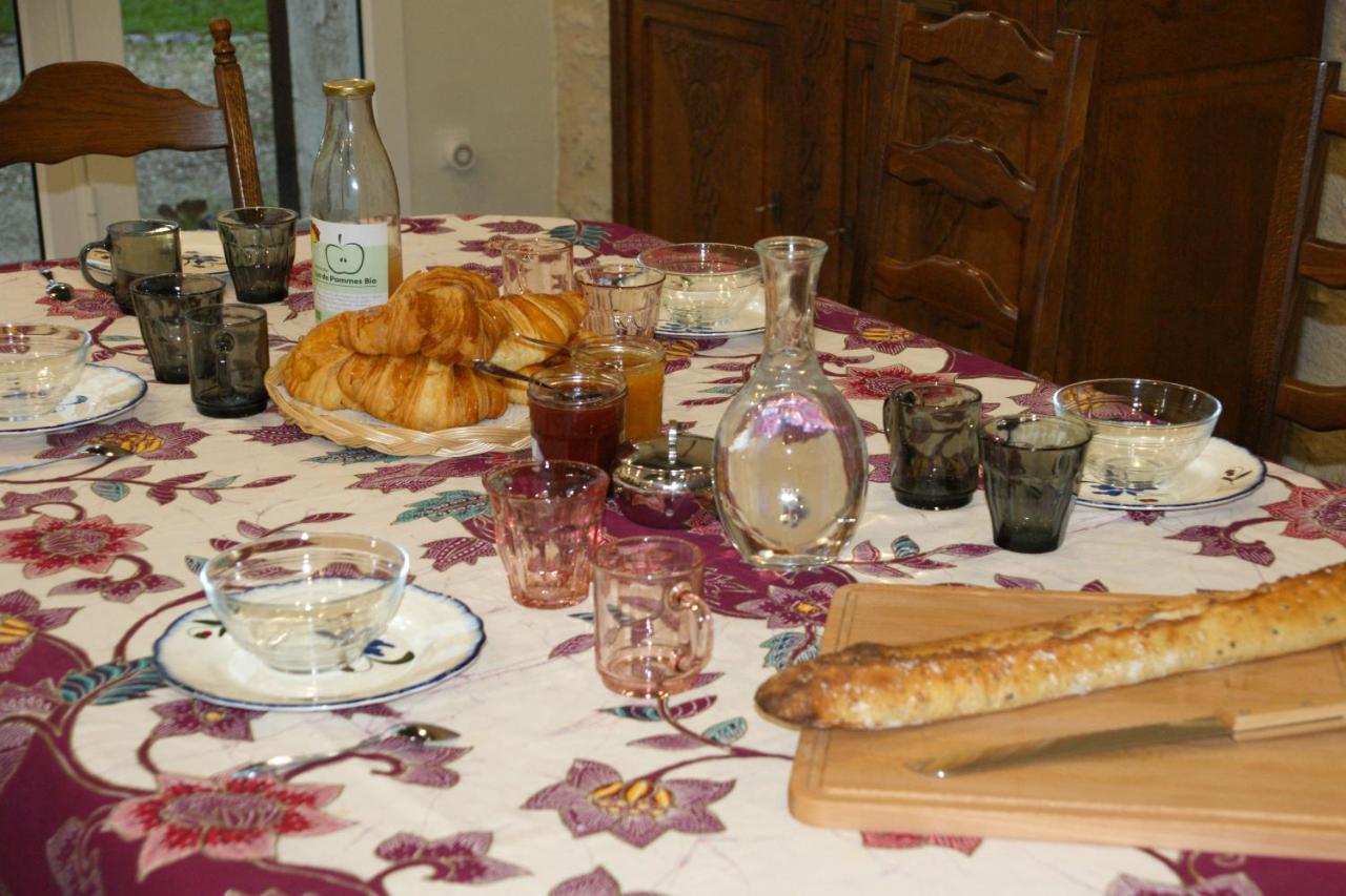 Le Colombier - Chambre Hirondelle - B&B Baule