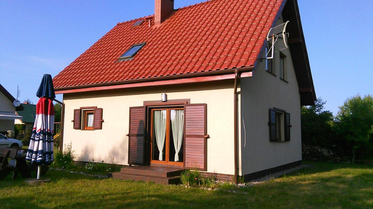 Bursztynowy Domek Lubiatowo - Bed and Breakfast Lubiatowo