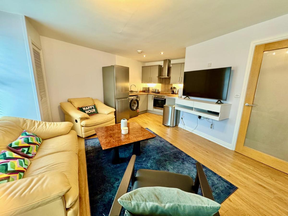 Fully refurbished - Park View 2 Bed - Ferienwohnung Belfast