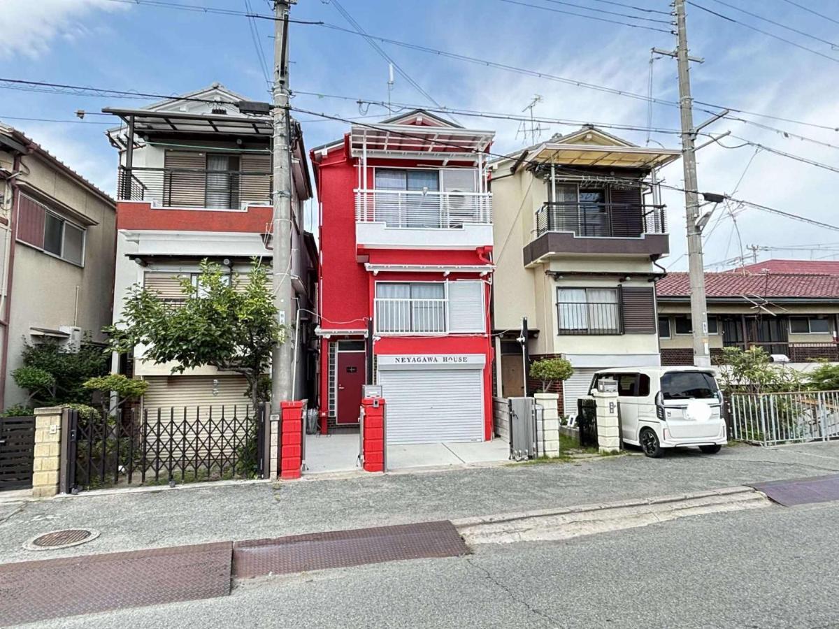 一棟貸しの宿 貸別荘 寝屋川ハウス NEYAGAWA HOUSE! for up to 10 people, 3 min walk from Keihan Kayashima Station, 京阪電車 萱島駅から徒歩3分, キーボックスの暗証番号はご予約後に宿からのメッセージ欄にてご確認下さい, - B&B Neyagawa