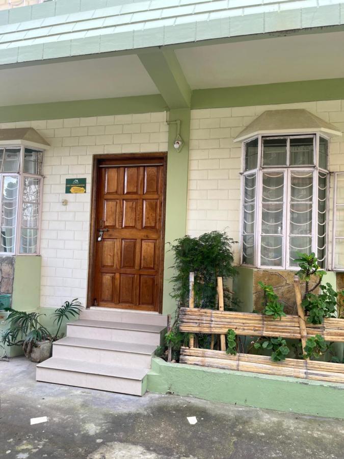 Cozy Haven 1018 Homestay - B&B Shillong