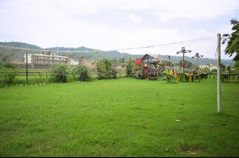 Eiyuu Hotels - Wildlife & Nature Stayz - Chambres d’hôtes Jhirna