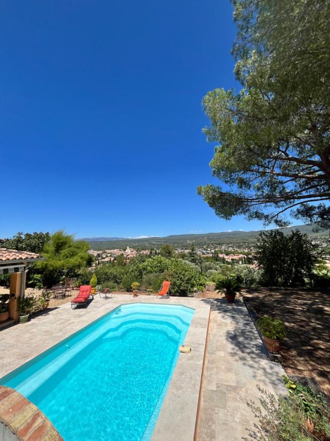 Agréable chambre d'hôtes avec piscine - Ferienwohnung Le Beausset