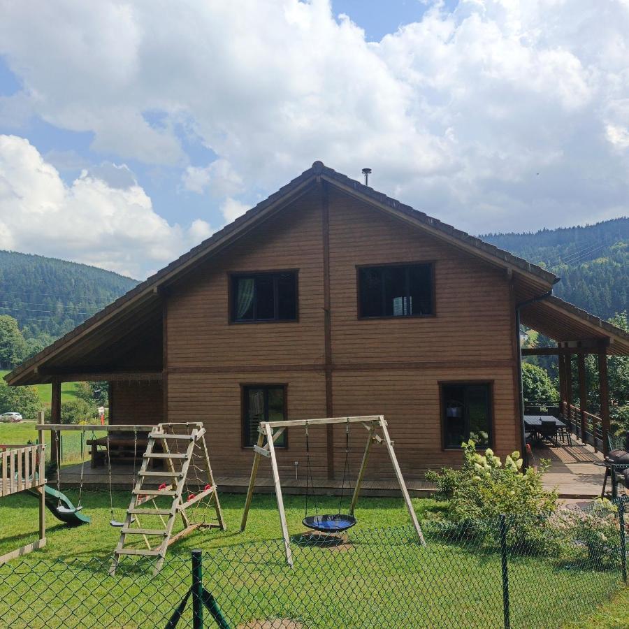 Chalet Bois le Havre du sotrè Gérardmer Sauna panoramique jacuzzi 14 personnes et 1 bébé - Chambres d'hôtes Gérardmer