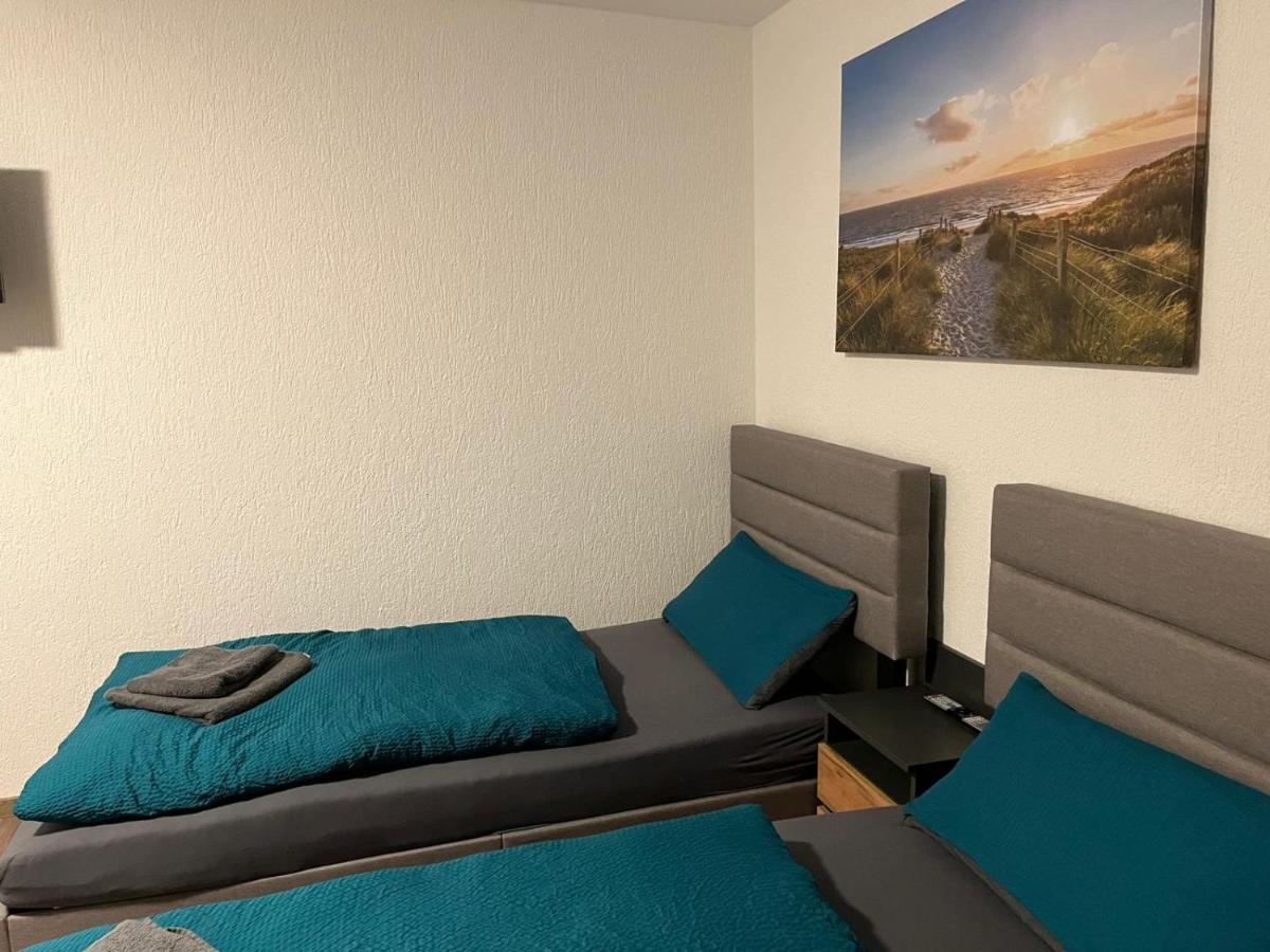 Doppel-/Zweibettzimmer mit Gemeinschaftsbad