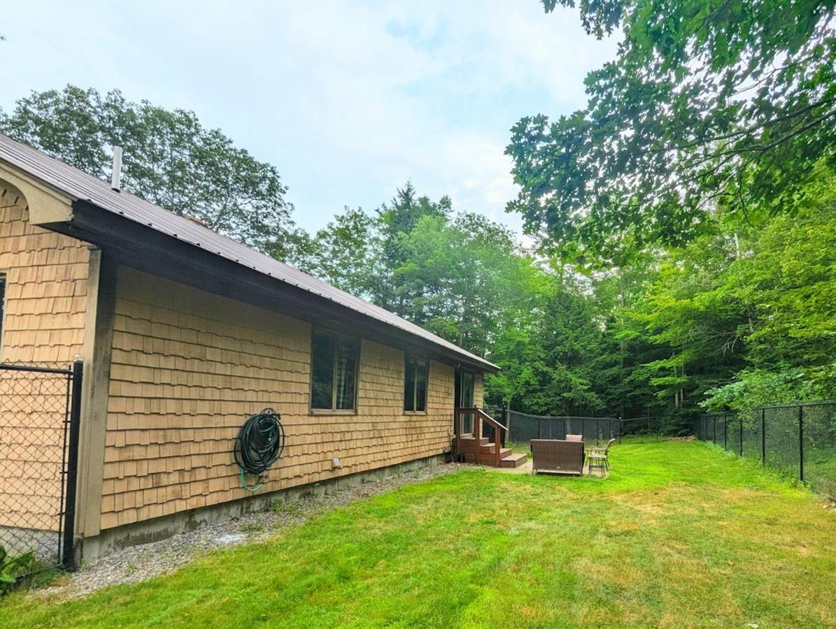 Rustic 3 bedroom Cottage in The Western Maine Mountains - B&B Waterford Flat