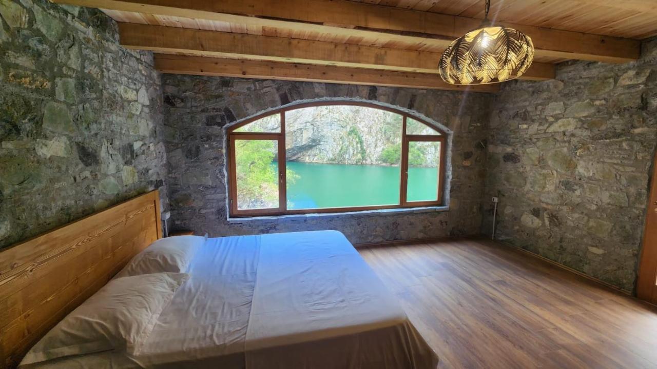 Double Room with Lake View