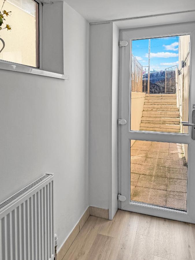 Granada Apartments Burbage - B&B
