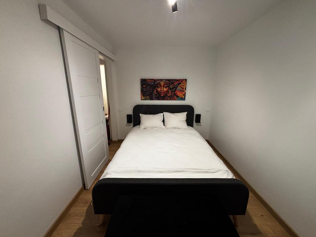 Book Me Now Apartments - B&B