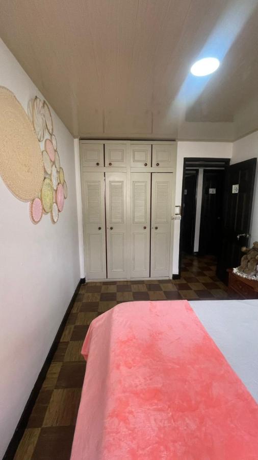 Chambre Familiale avec Salle de Bains Privative