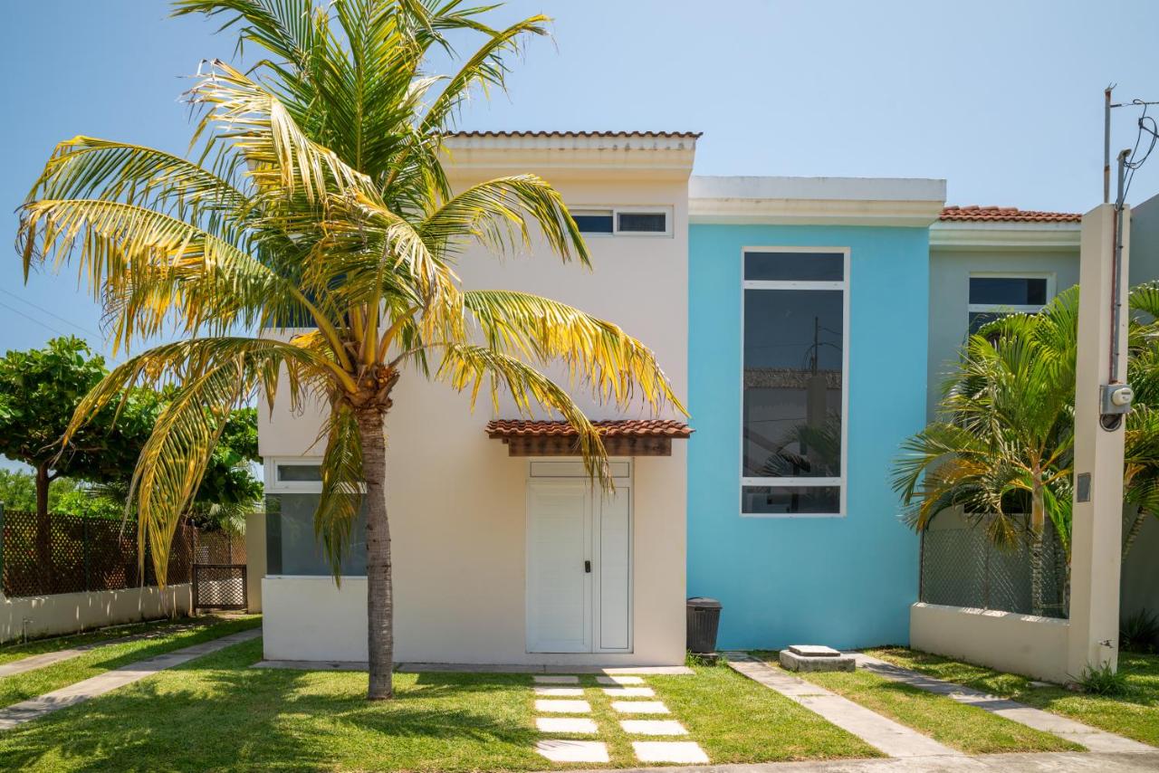 Casa en condominio monterrico - B&B
