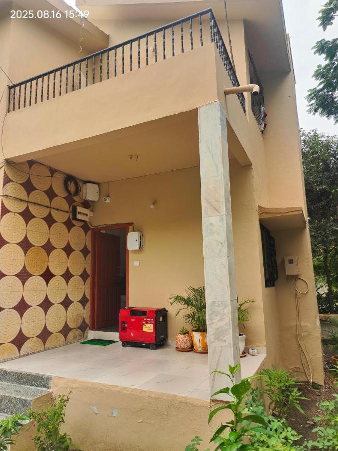 kailasha nature friendly home stay - B&B Daulatābād