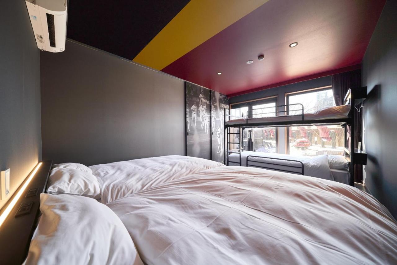 Rakuten STAY x EAGLES 102 with terrace - B&B Sendai