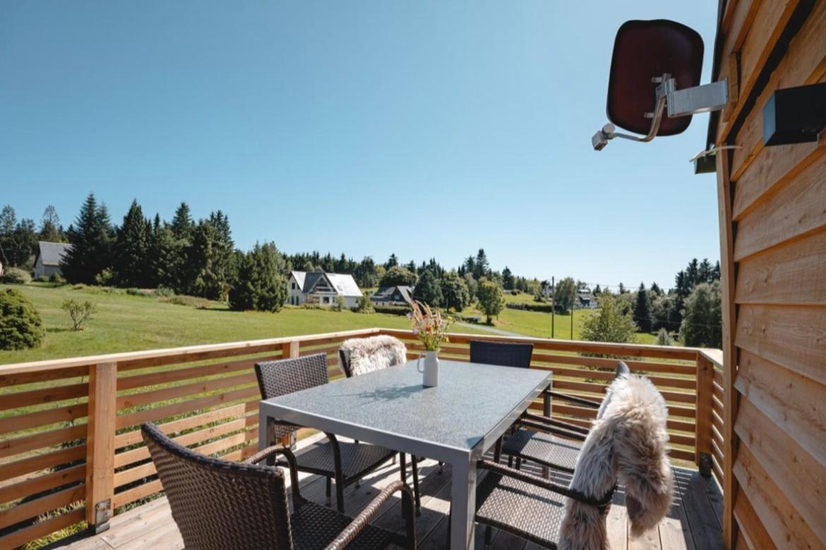 Ferienwohnung Am Wald - B&B Klingenthal