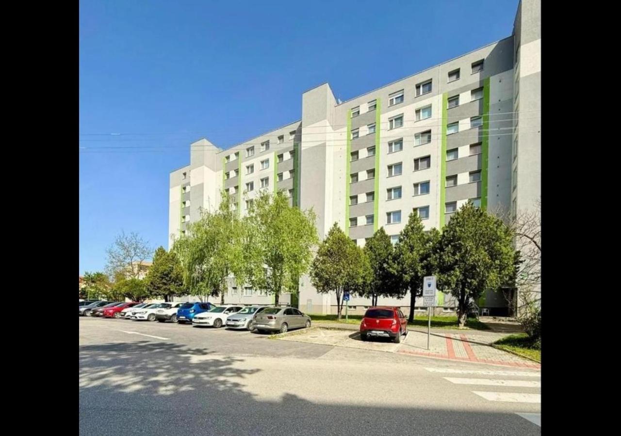 Comfort Home X-Bionic Center Samorin - Chambres d’hôtes Šamorín