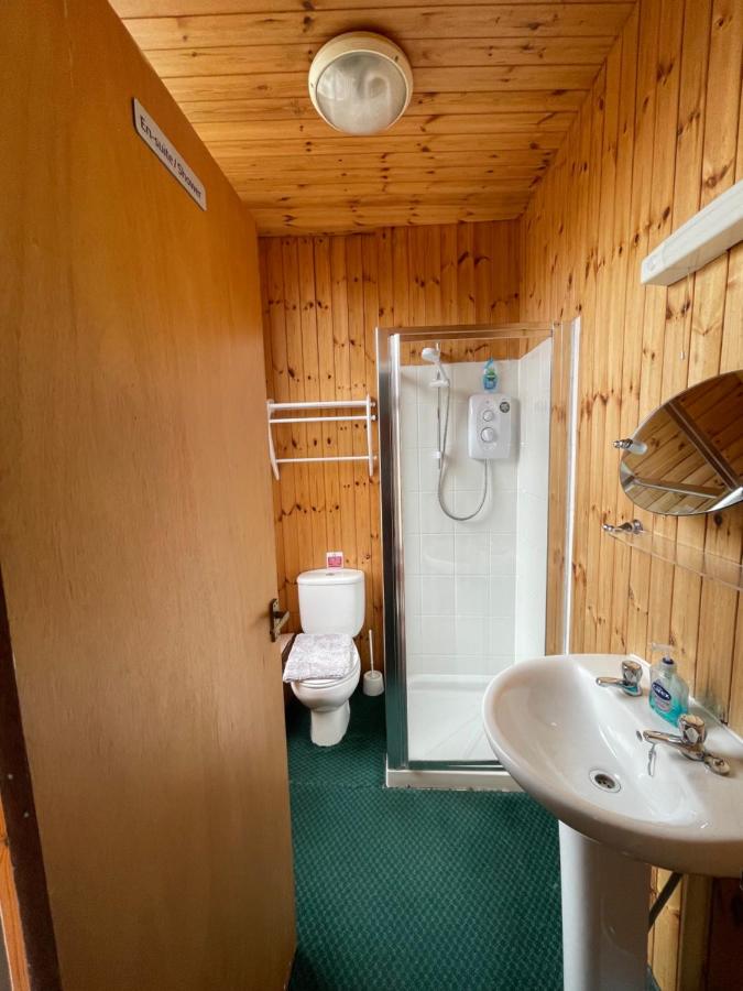 Single Room with Private Bathroom