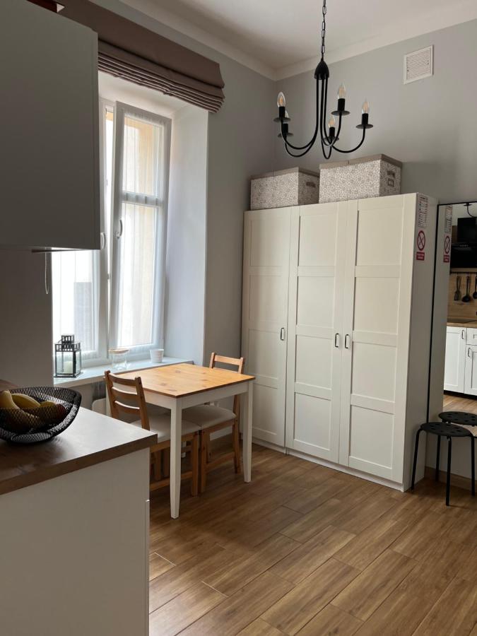 Topolova Apartament - Stare Miasto, 10 min od Rynku - Chambres d’hôtes Cracovie