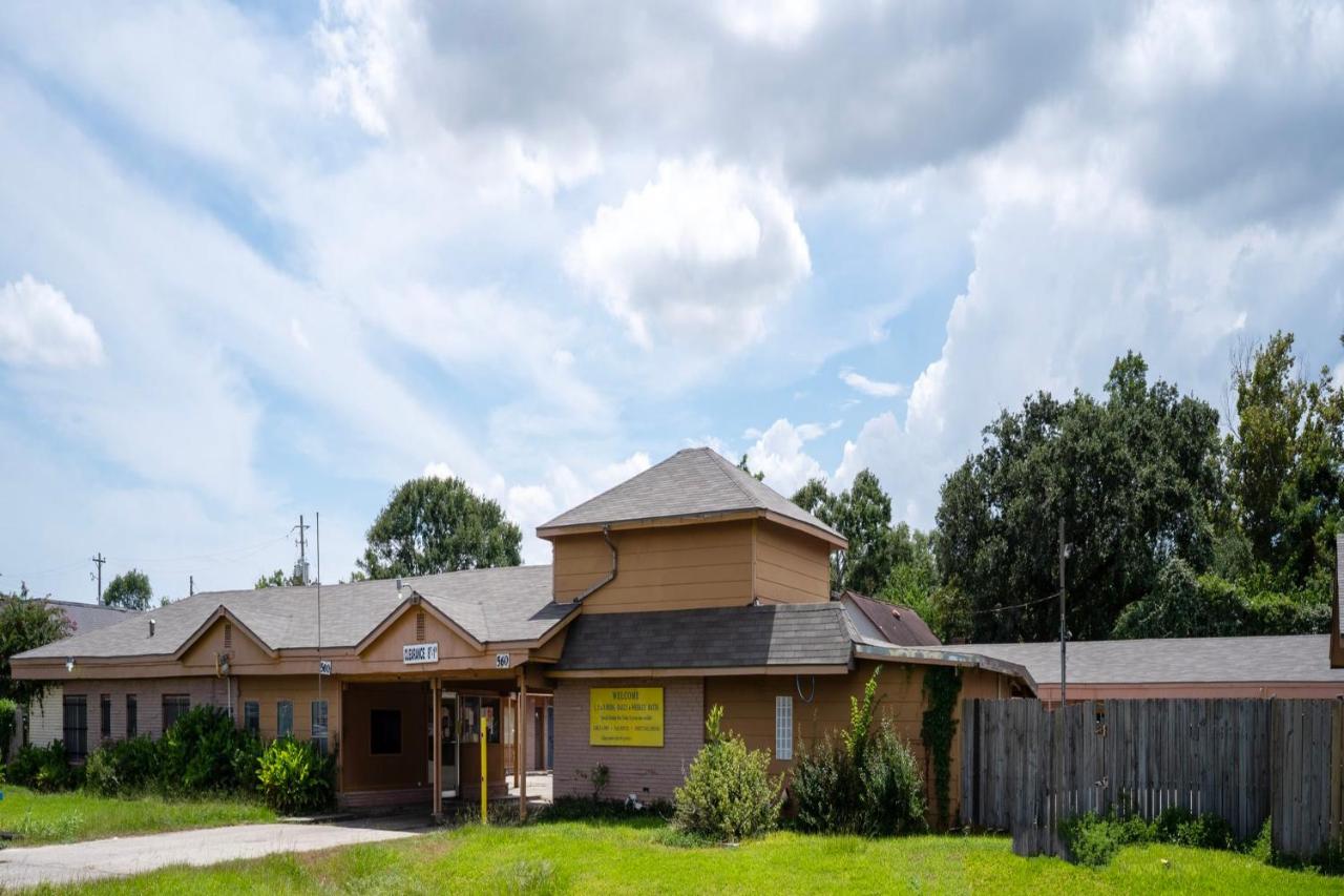 Capital O Parker Motel Clute Jackson Tx 332 - Chambres d’hôtes Clute