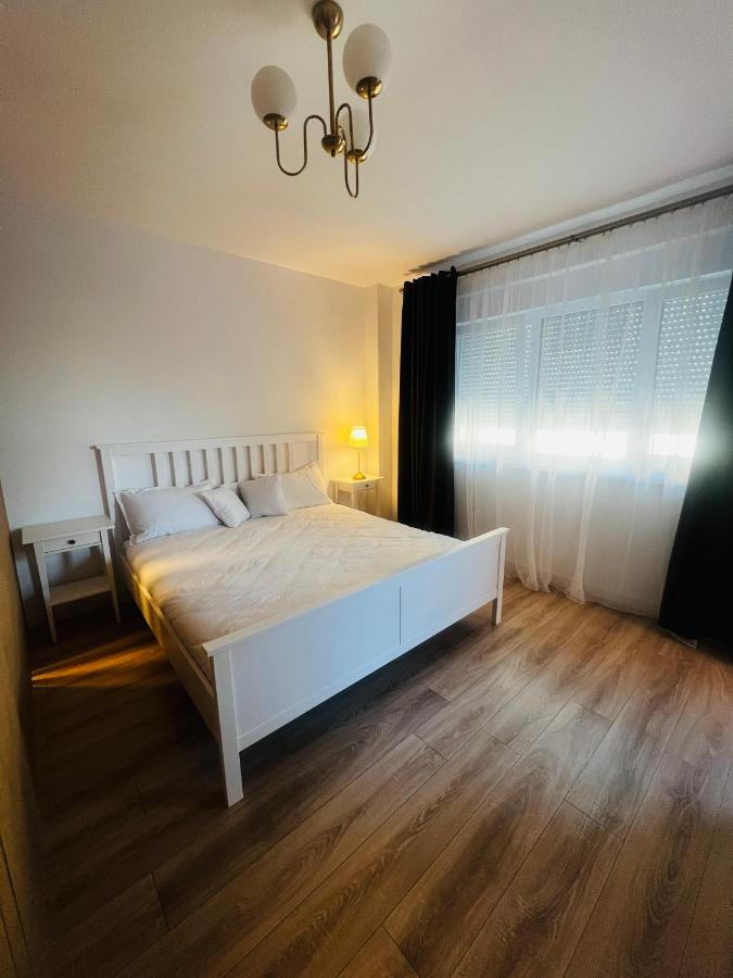 AAS Vibe - B&B