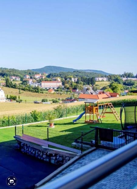 Ferienwohnung am Gleichenberger "Kogl" - B&B Bad Gleichenberg