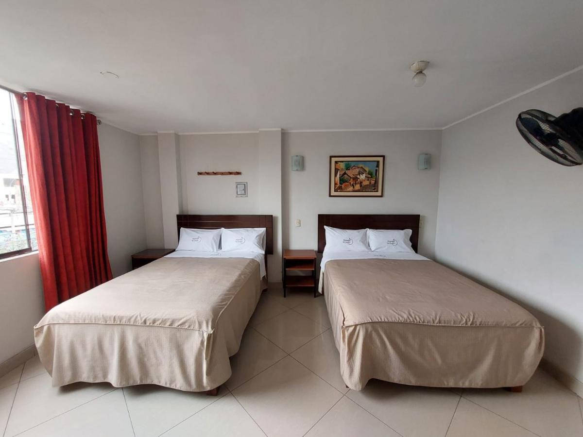Twin Room with Private Bathroom
