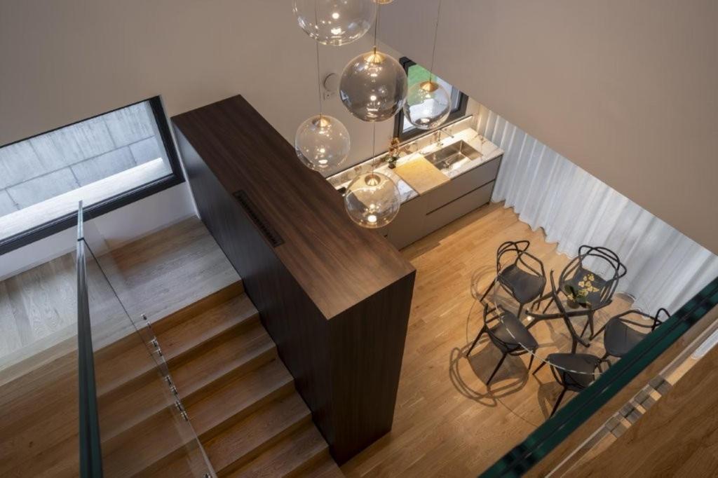 Exclusive Villa Perla & swimming pool - Chambres d'hôtes Bovezzo