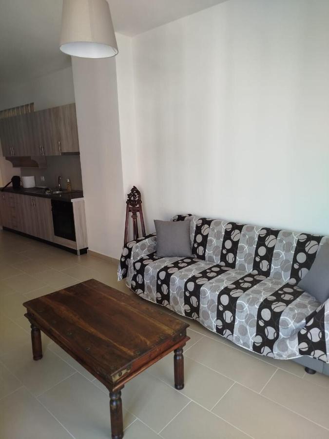 Comfortable apartment, stunning views - Ferienwohnung Vlora