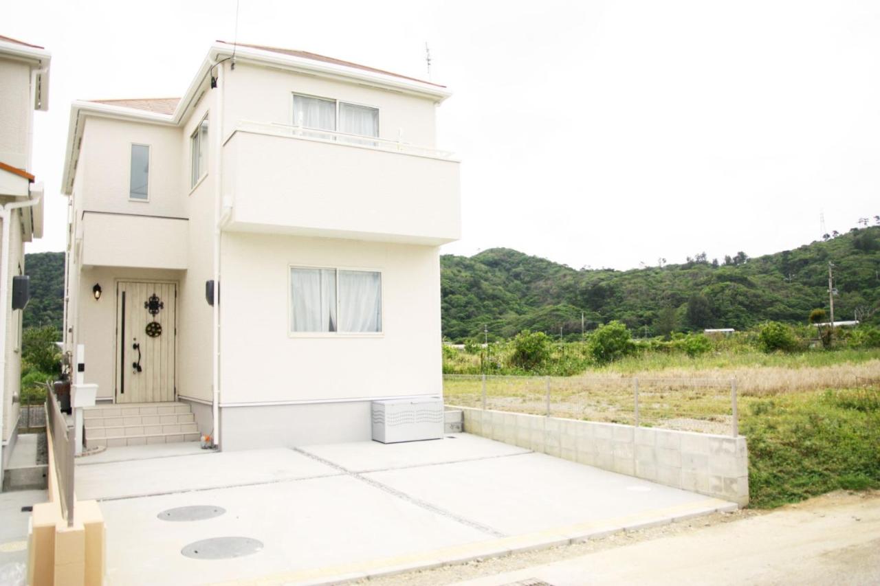 古宇利島まで車で10分の星降るやんばるテラス海まで徒歩3分のは1棟貸 - B&B Nago