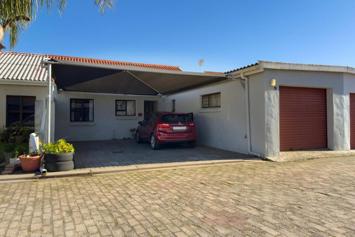 Central Modern 2 Bedroom - Bergrivier Hideaway - B&B Velddrif