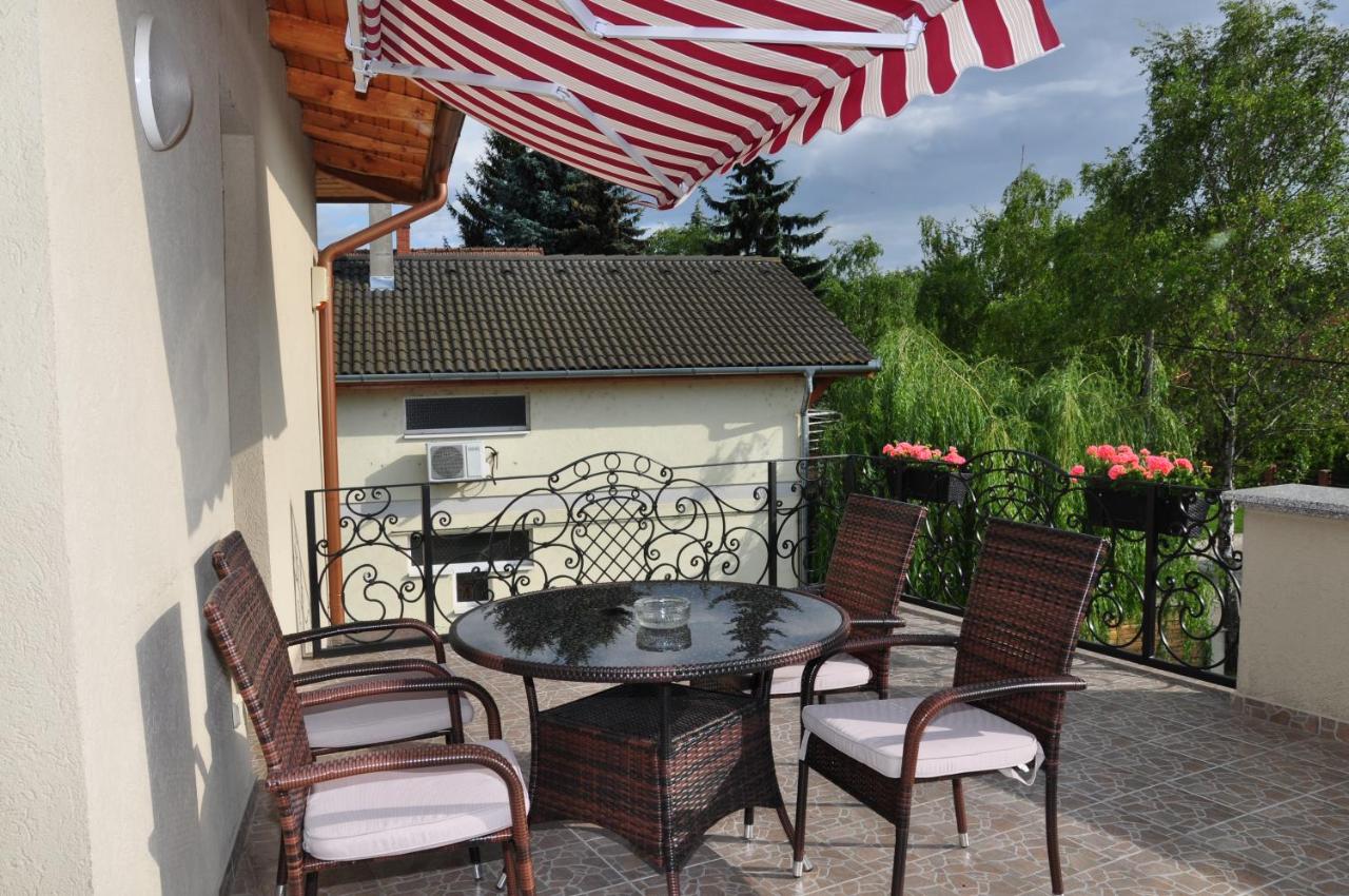 Farkas Apartman - Chambres d’hôtes Siófok
