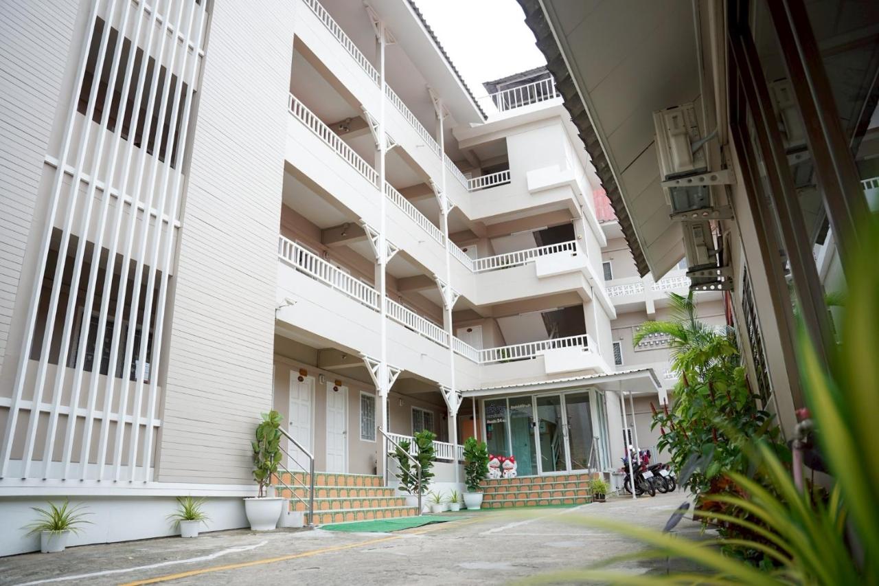 ปลื้มจิต อพาร์ทเม้น บางใหญ่ - B&B