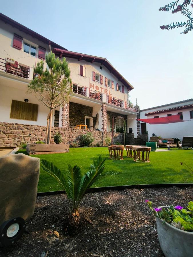Clementenia - B&B Arnegi