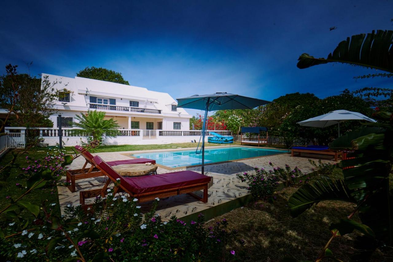 Villa SAIDIA climatisée avec PISCINE - B&B