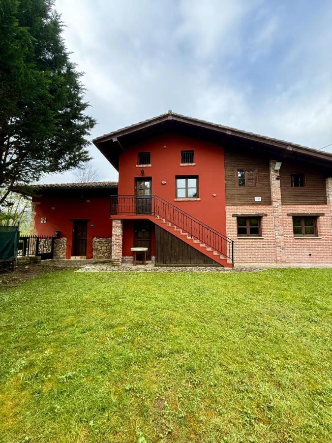La Casería de Los Hevia 1 y 2 - B&B Arriondas