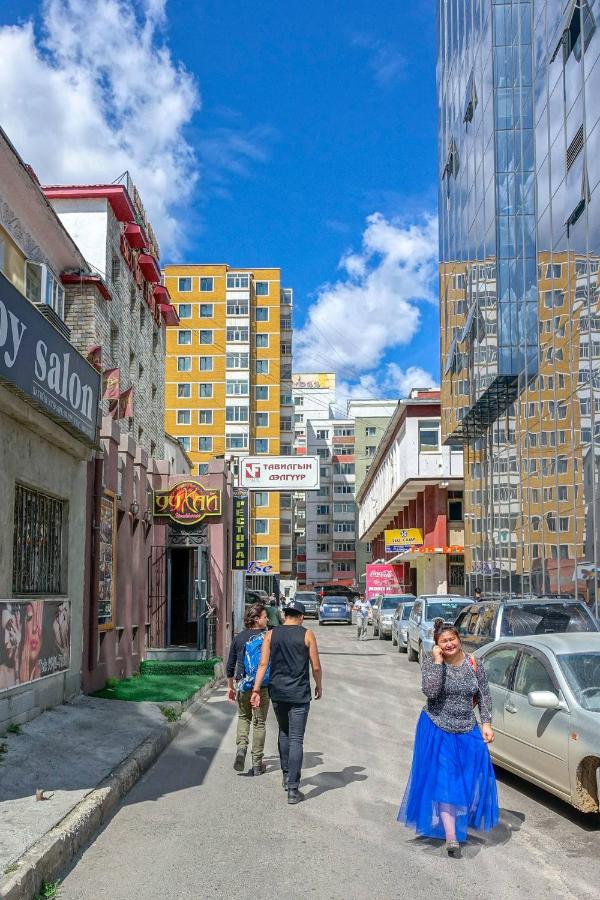 Zaya Stays, Cozy Private Family Apartment in the city center - Bed and Breakfast Ulaanbaatar