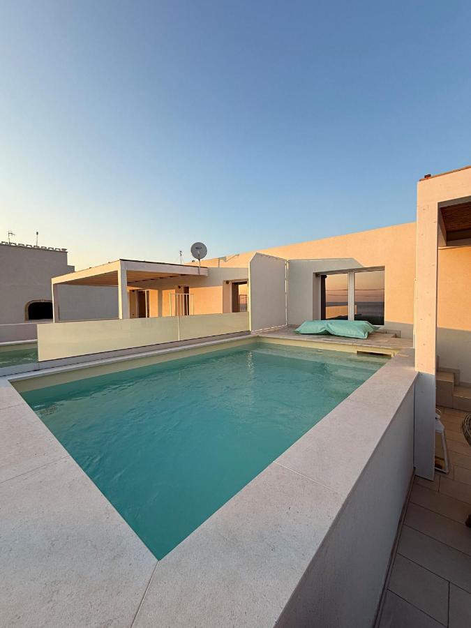 Villetta Annamari' - Fronte Mare Con Piscina Privata A Santa Maria Di Leuca - Chambres d'hôtes Leuca