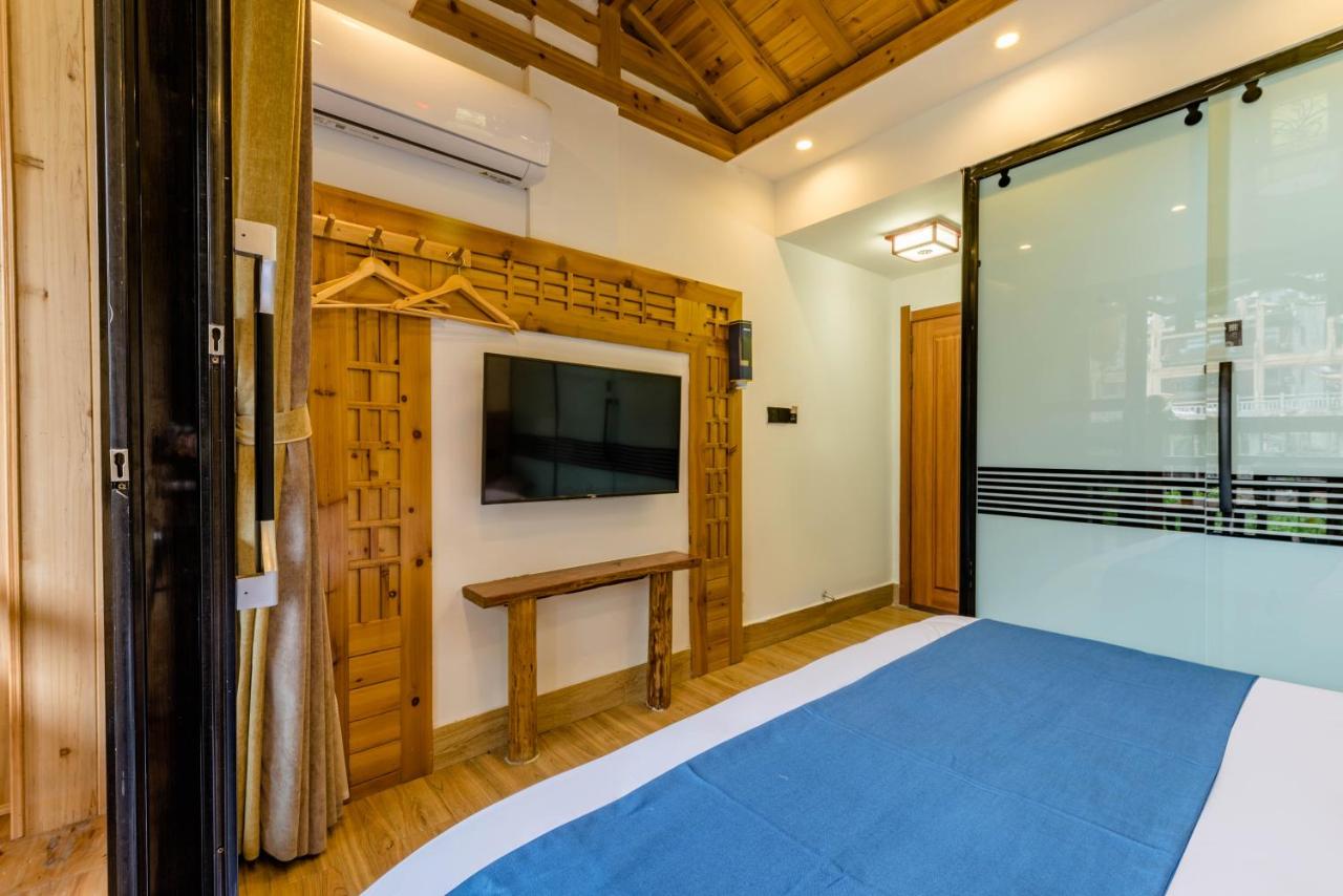 Floral Hotel Furong Town Qichi Inn - B&B Wangcun