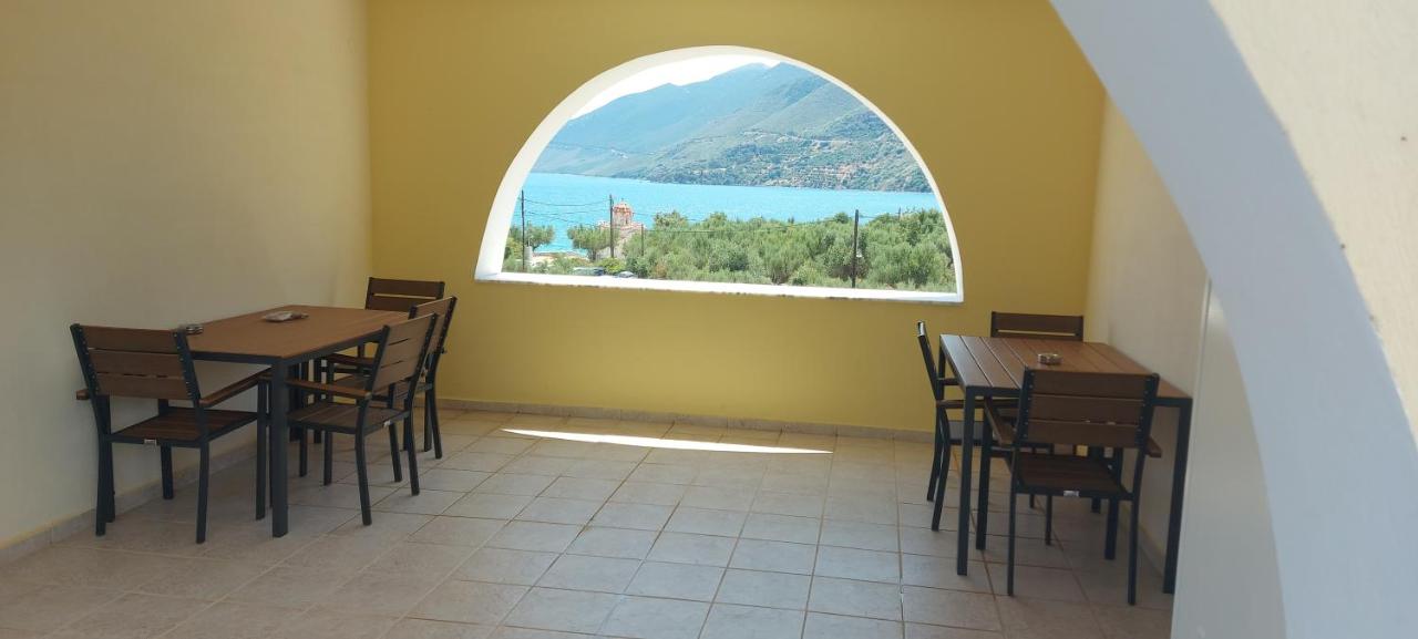 Studio-Apartment mit Meerblick