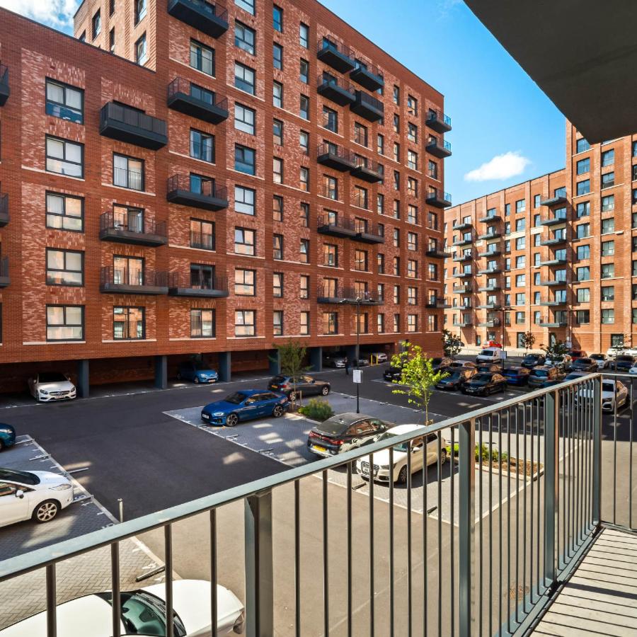 Stylish Apartment - Balcony Views - High-Speed WiFi - Netflix 110D - B&B Birmingham