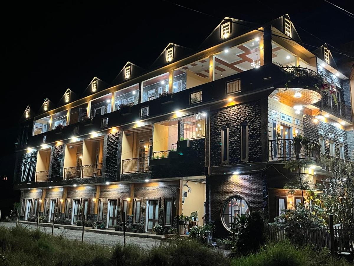 Sapo Rumbia Homestay - B&B Berastagi