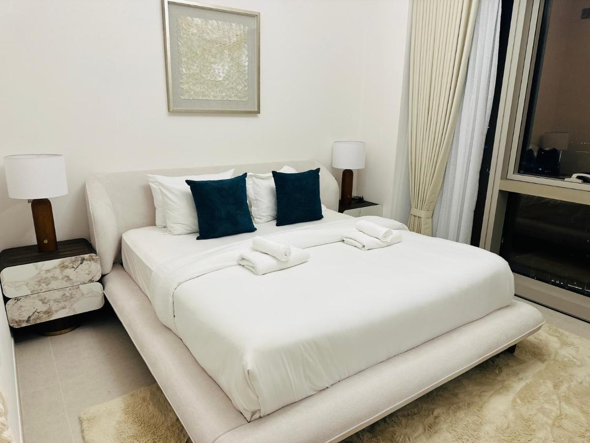Two-Bedroom Apartment with Sea View