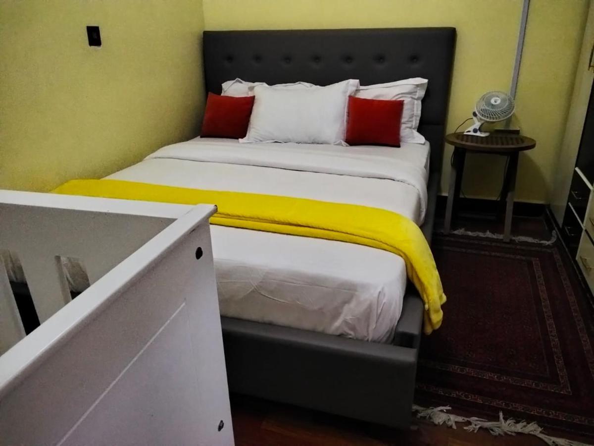 Deluxe Doppelzimmer (2 Erwachsene & 1 Kind)