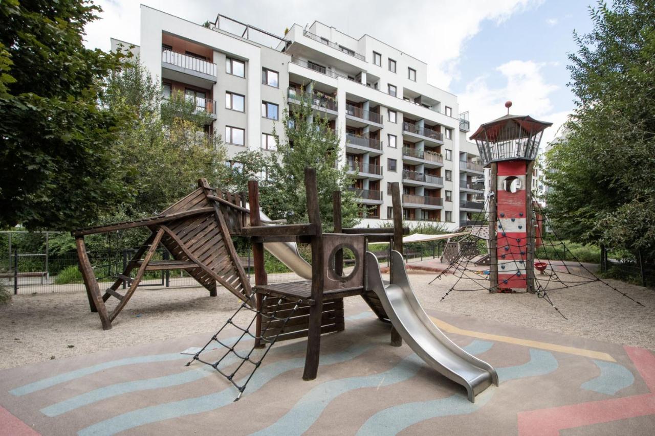 Warsaw Night Apartments Jurajska Lotnisko Chopina - B&B