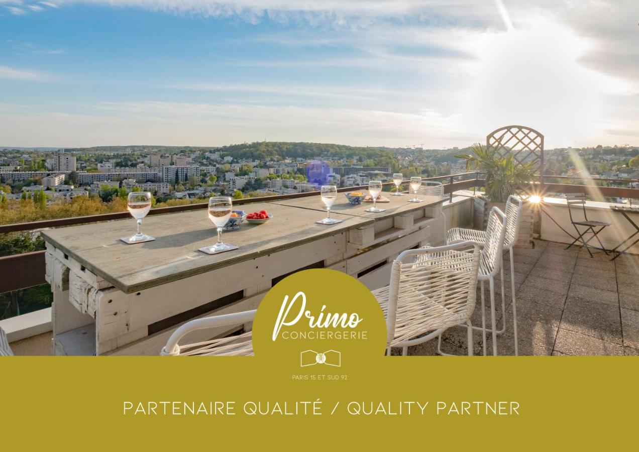 Le Bloy - Grande terrasse, Proche Paris - B&B