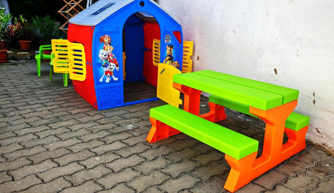 Ezee Rider Apartmanok - Chambres d’hôtes Sárvár