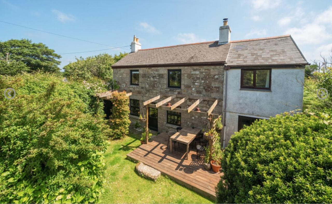 Traditional Cornish Cottage in the Countryside. - B&B