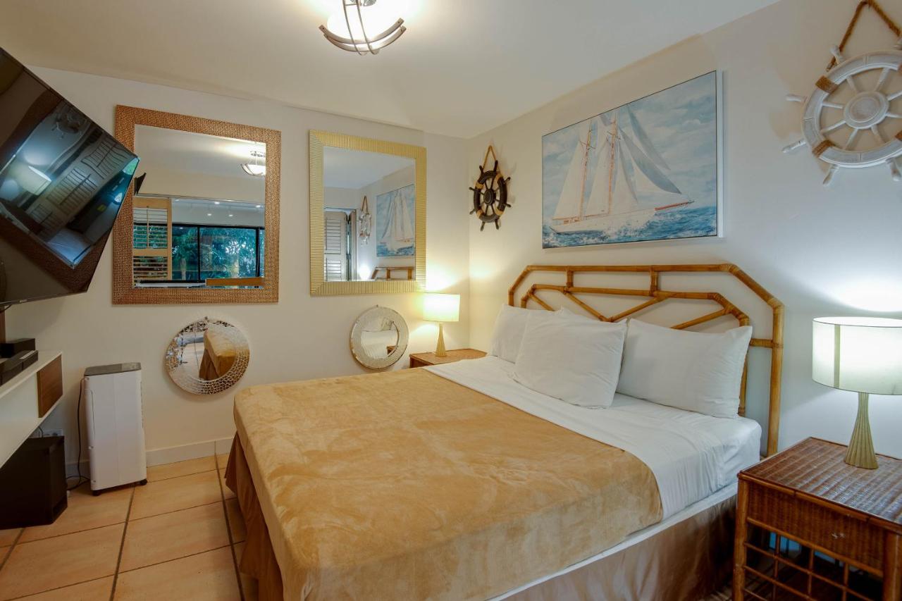 La mejor Garden Suite Privada del complejo Coronado Luxury Club and Suites - B&B