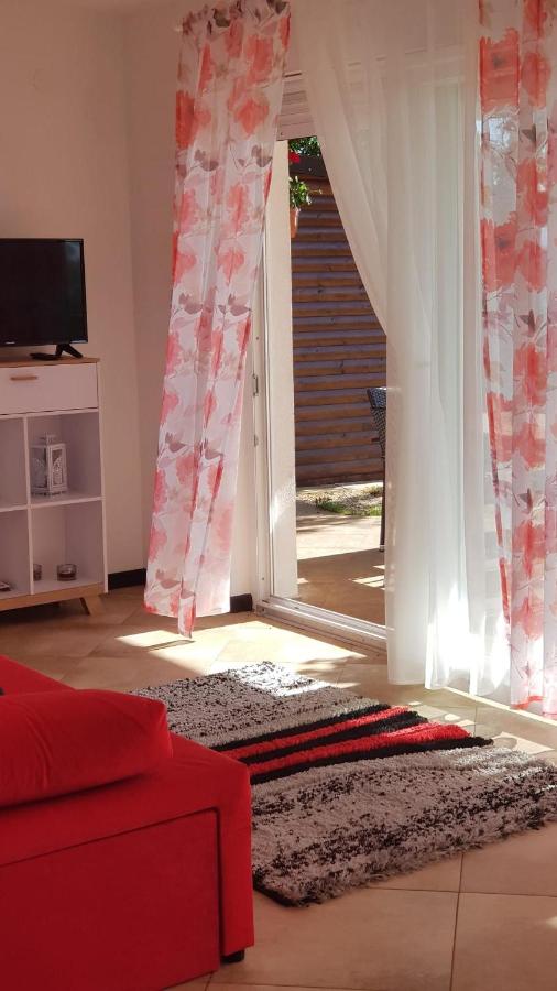 Appartamento con 1 Camera da Letto, Terrazza e Vista Mare