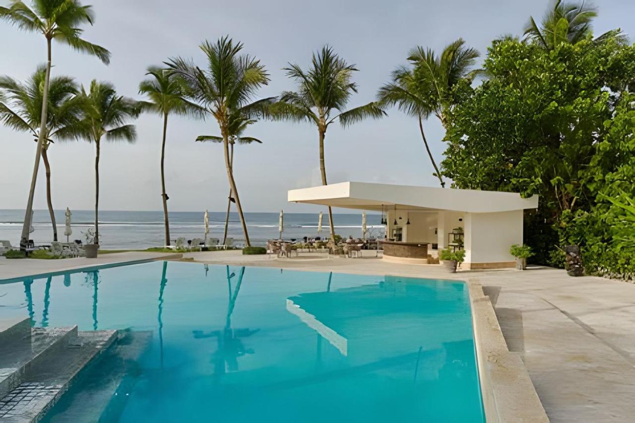 Caribbean Bright Dawn View 1BDRM Beachfront apt. - Chambres d'hôtes Juan Dolio